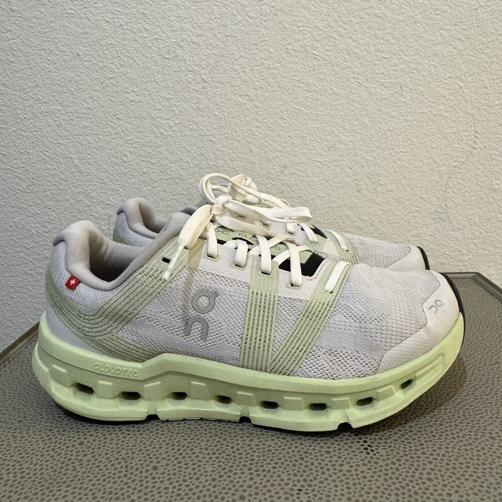 On Cloudgo Swiss Engineering Women's Size 7.5 Road Running Shoes Frost Hay